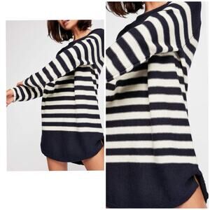 Free People Beach Navy & Cream Striped Knit Sweater S Long Sleeve Tunic Top